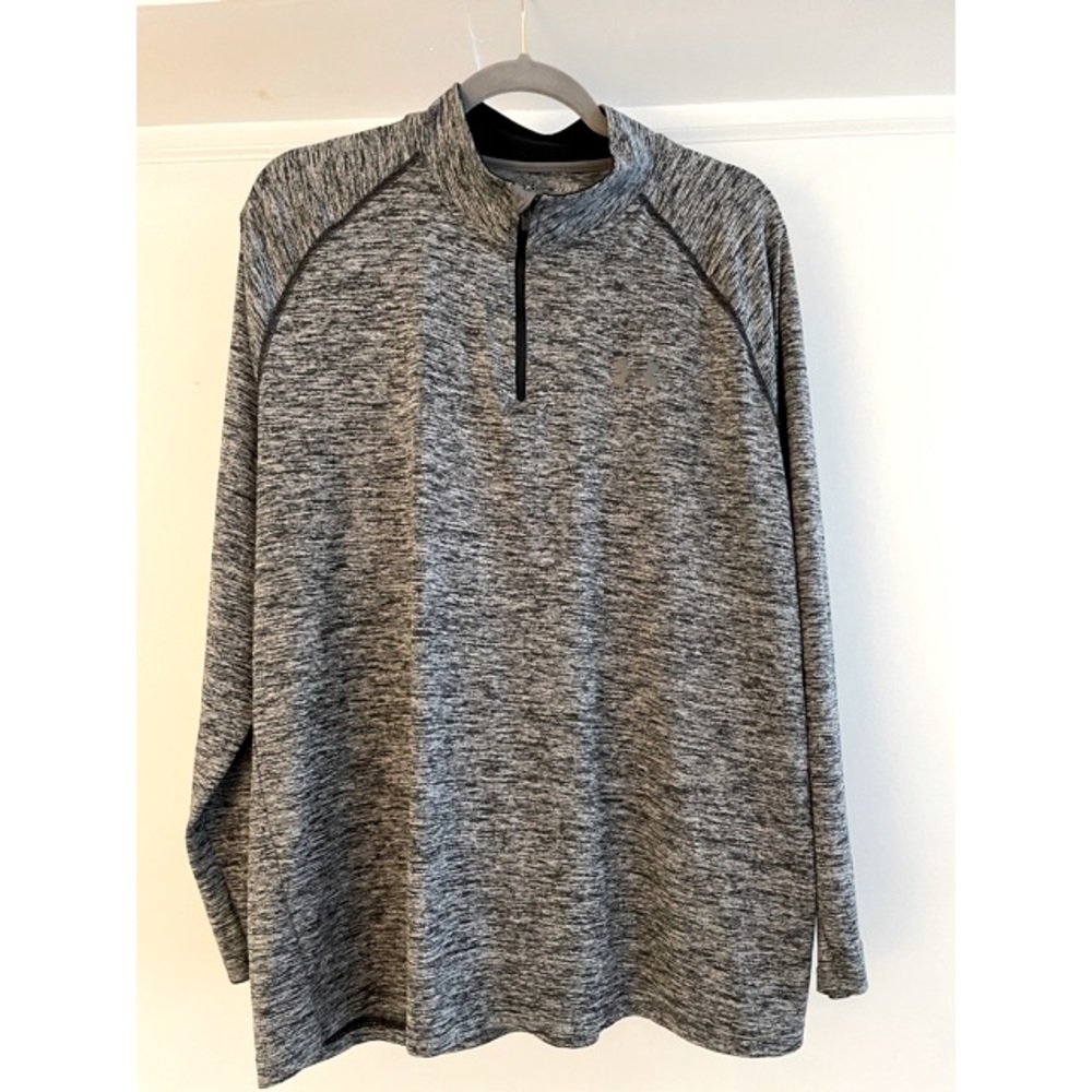 XL. Under Armour.. Mens UA Tech Zip long sleeve